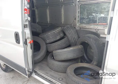 2021 Ram Promaster 2500 High Roof 159 Wb z USA, uszkodzony, nr VIN 3C6LRVDG5ME579224